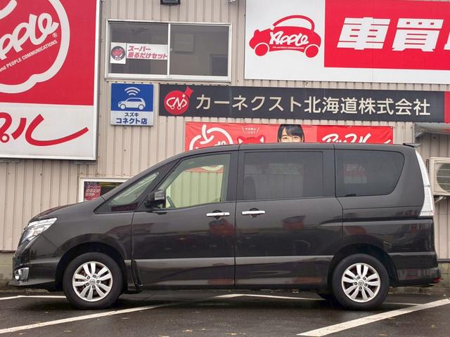 セレナ ハイウェイスター アドバンスドセーフティパッケージ 4WD/純正ナビ・フルセグTV/アラウンドビューモニター/両側パワースライドドア/衝突軽減ブレーキ/車線逸脱警報/(4枚目)