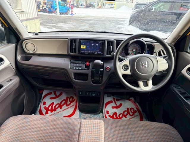 N-ONE スタンダード・L 4WD/社外ナビ・TV/バックカメラ/シートヒーター/ETC/プッシュスタート/スマートキー/(6枚目)