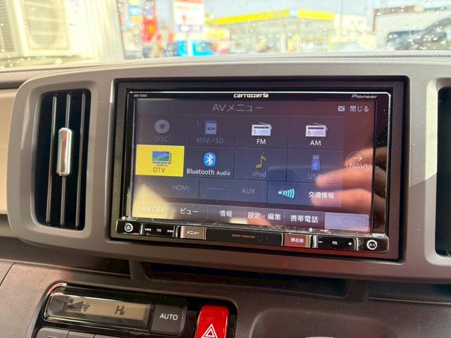 N-ONE スタンダード・L 4WD/社外ナビ・TV/バックカメラ/シートヒーター/ETC/プッシュスタート/スマートキー/(10枚目)