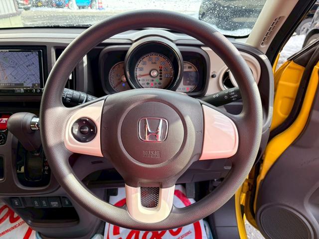 N-ONE スタンダード・L 4WD/社外ナビ・TV/バックカメラ/シートヒーター/ETC/プッシュスタート/スマートキー/(11枚目)