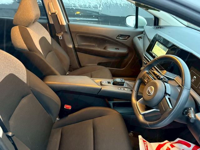 ノート S FOUR 4WD/社外ナビ/アラウンドビューモニター/デジタルインナーミラー/シートヒーター/ステアリングヒーター/衝突軽減ブレーキ/車線逸脱警報/プッシュスタート/スマートキー(23枚目)