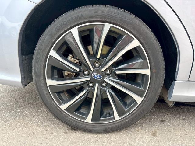 レヴォーグ ＳＴＩスポーツ　ＥＸ　純正ナビ・ＴＶ・バックカメラ／アイサイトコアテクノロジー・アイサイトセーフティプラス／ドライブモードセレクト／メモリー付パワーシート／シートヒーター／パワーバックドア／ＥＴＣ（9枚目）