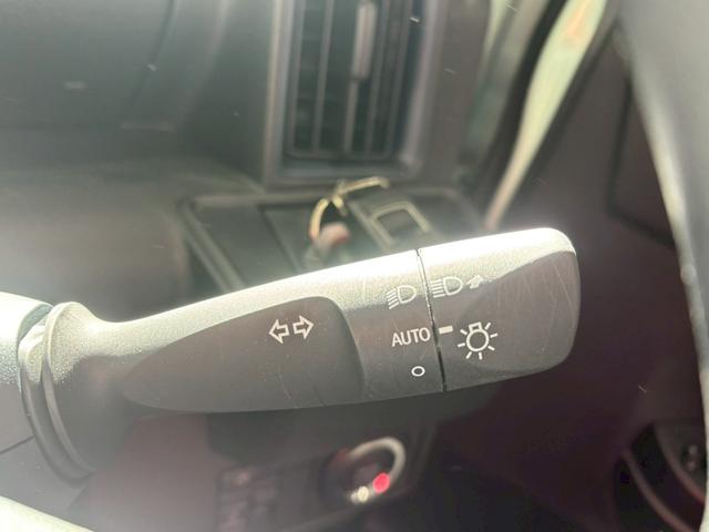 タント Ｘ　スマートアシスト／左側パワースライドドア／ＬＥＤヘッドライト／シートヒーター／シートバックテーブル／オートライト／スマートキー／プッシュスタート（25枚目）