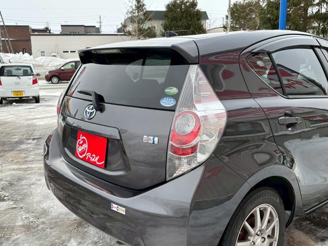 アクア Ｓ　純正ナビ・ＴＶ・Ｂカメラ／ＥＴＣ／クリアランスソナー／ワイパーデアイサー／プッシュスタート／スマートキー／車検整備付／アップルライト保証１年（32枚目）