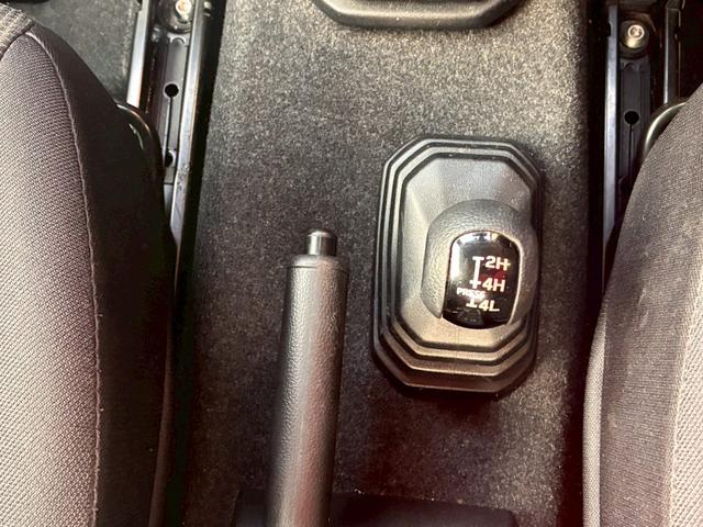 ジムニー XL 5MT/ナビ・TV/セーフティサポート/オートエアコン/キーレスプッシュスタート/オートエアコン/シートヒーター/オートライト/電動格納ミラーヒーター付/アップルライト保証1年(33枚目)