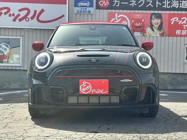 ＭＩＮＩ ジョンクーパーワークスプレミアム＋Ｐエセンシルトリム　レザーシート／シートヒーター／バックカメラ／アダプティブサスペンション／自動防眩ミラー／ボンネットストライプ／衝突警告／歩行者警告／車線逸脱警告／ヘッドアップディスプレイ／プライバシーガラス／ＥＴＣ（42枚目）