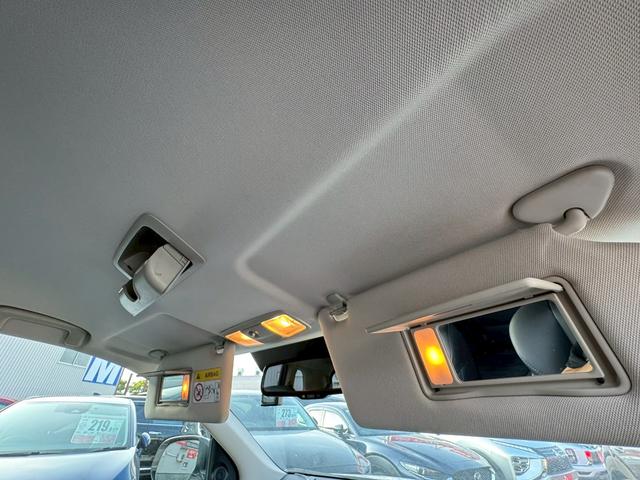 アウトランダーＰＨＥＶ Ｇ　４ＷＤ／ナビ／ＴＶ／全方位カメラ／充電ケーブル付き／ドラレコ／パワーバックドア／ｅアシス／レーダークルーズコントロール／シートヒーター／ステアリングヒーター／パワーシート／ＡＣ電源／ＬＥＤヘッドライト（47枚目）