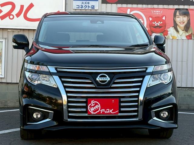 エルグランド ２５０ハイウェイスターＳ　４ＷＤ／純正ナビＴＶ／バックカメラ／両側パワースライドドア／エマージェンシーブレーキ／アダプティブクルコン／ＬＥＤライト／純正１８インチアルミホイール／車検整備付き／アップルあんしんライト保証１年付き（2枚目）