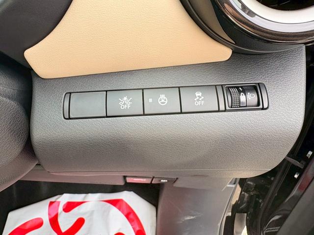 キックス Ｘ　ＦＯＵＲ　ツートーンインテリアエディション　ディスプレイオーディオ／デジタルインナーミラー／プロパイロット／アラウンドビュー／シートヒーター／ブラック・ベージュツートン内装／アドバンスドドライブアシストディスプレイ（43枚目）