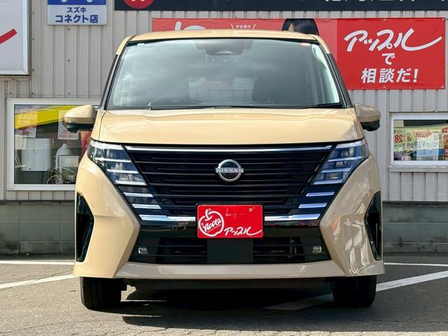 セレナ ｅ－４ＯＲＣＥ　ハイウェイスターＶ　コネクトナビＴＶ／３６０カメラ／プロパイロット／両側パワースライドドア／デジタルインナーミラー／ＥＴＣ２．０／１００Ｖ電源／プロパイロットパーキング／シートヒーター／ステアリングヒーター／寒冷地仕様（4枚目）