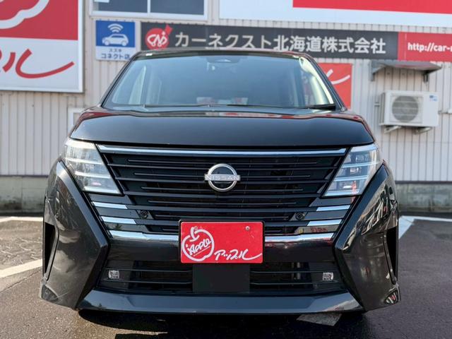 セレナ ハイウェイスターＶ　４ＷＤ／純正ナビ・ＴＶ／アラウンドビューモニター／プロパイロット／デジタルインナーミラー／両側電動スライドドア／ワイヤレス充電／シートヒーター／ステアリングヒーター／ＥＴＣ２．０／（2枚目）