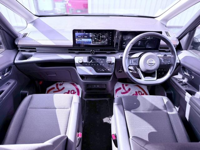 セレナ ハイウェイスターＶ　４ＷＤ／純正ナビ・ＴＶ／アラウンドビューモニター／プロパイロット／デジタルインナーミラー／両側電動スライドドア／ワイヤレス充電／シートヒーター／ステアリングヒーター／ＥＴＣ２．０／（6枚目）