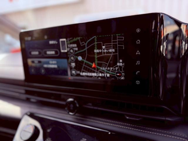 セレナ ハイウェイスターＶ　４ＷＤ／純正ナビ・ＴＶ／アラウンドビューモニター／プロパイロット／デジタルインナーミラー／両側電動スライドドア／ワイヤレス充電／シートヒーター／ステアリングヒーター／ＥＴＣ２．０／（12枚目）
