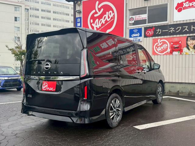 セレナ ハイウェイスターＶ　４ＷＤ／純正ナビ・ＴＶ／アラウンドビューモニター／プロパイロット／デジタルインナーミラー／両側電動スライドドア／置くだけ充電／シートヒーター／ステアリングヒーター／ＥＴＣ２．０／（25枚目）