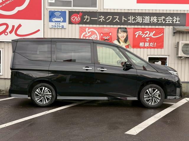 セレナ ハイウェイスターＶ　４ＷＤ／純正ナビ・ＴＶ／アラウンドビューモニター／プロパイロット／デジタルインナーミラー／両側電動スライドドア／置くだけ充電／シートヒーター／ステアリングヒーター／ＥＴＣ２．０／（5枚目）