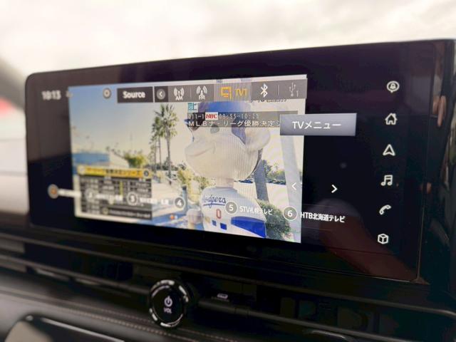 セレナ ハイウェイスターＶ　４ＷＤ／純正ナビ・ＴＶ／アラウンドビューモニター／プロパイロット／デジタルインナーミラー／両側電動スライドドア／置くだけ充電／シートヒーター／ステアリングヒーター／ＥＴＣ２．０／（11枚目）