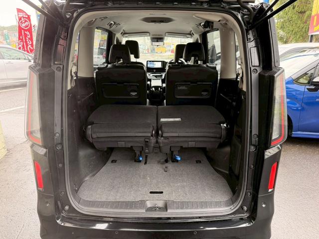 セレナ ハイウェイスターＶ　４ＷＤ／純正ナビ・ＴＶ／アラウンドビューモニター／プロパイロット／デジタルインナーミラー／両側電動スライドドア／置くだけ充電／シートヒーター／ステアリングヒーター／ＥＴＣ２．０／（42枚目）