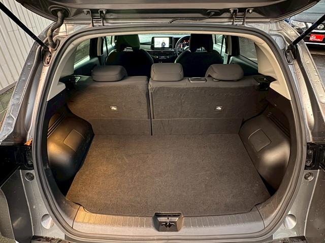ノート Ｘ　ＦＯＵＲ　４ＷＤ／純正ナビ・ＴＶ／アラウンドビューモニター／デジタルインナーミラー／プロパイロット／シートヒーター／ステアリングヒーター／ＥＴＣ２．０／（21枚目）