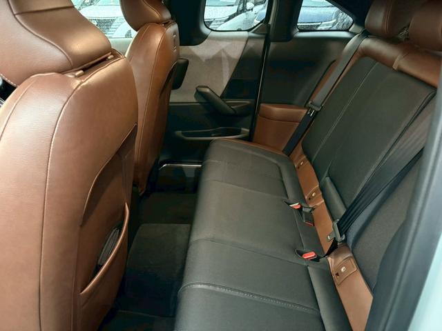 ＭＸ－３０ インダストリアルクラシック　ベーシックＰＫＧ＋インダストリアルクラシックＰＫＧ／４ＷＤ／純正ナビ・ＴＶ／全方位カメラ／パワーシート／ＥＴＣ／アダプティブクルーズコントロール／プッシュスタート／スマートキー／（24枚目）