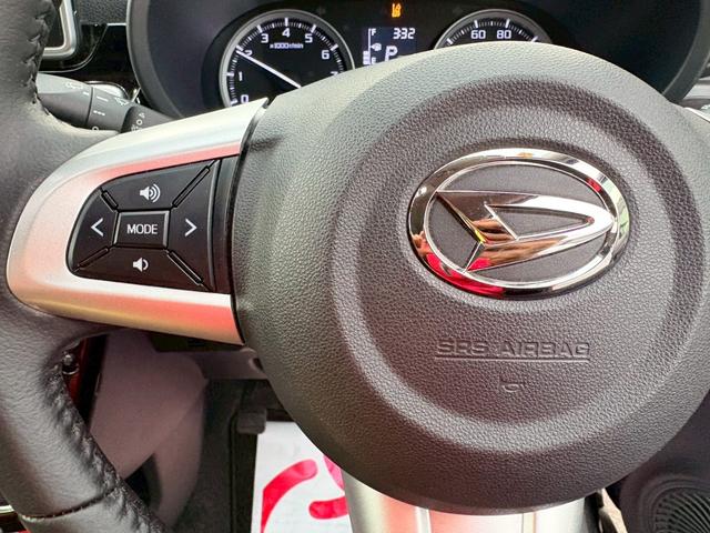 ☆雨が降ってても大丈夫☆今日は休みだ！車を見に行こう！と思っても雨が降ったりしてると困っちゃいますよね。当店は屋内でお車を見る事が出来ます。晴れの日も雨の日も、いつでも見に来てくださいね。