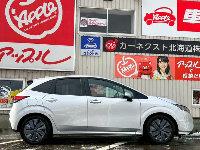 ノート X FOUR 4WD/社外ナビ/バックカメラ/シートヒーター/ステアリングヒーター/ETC/ドライブレコーダー(4枚目)