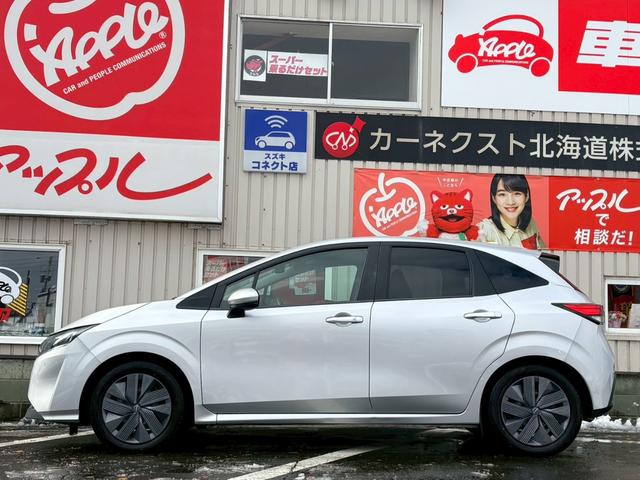 ノート X FOUR 4WD/社外ナビ/バックカメラ/シートヒーター/ステアリングヒーター/ETC/ドライブレコーダー(5枚目)