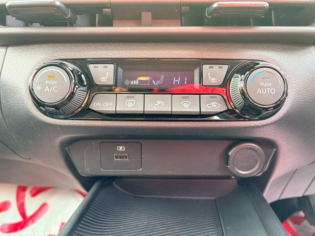 ノート X FOUR 4WD/社外ナビ/バックカメラ/シートヒーター/ステアリングヒーター/ETC/ドライブレコーダー(15枚目)