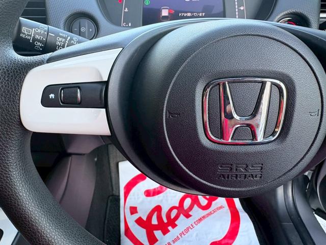 フィット ベーシック 4WD/社外ナビ/バックカメラ/衝突軽減ブレーキ/車線逸脱警報/ワイパーデアイサ/アダプティブクルーズコントロール/ETC/電動パーキングブレーキ(11枚目)