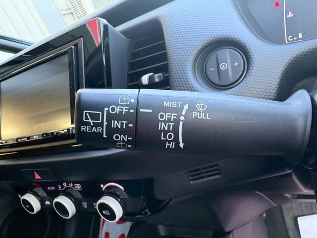 フィット ベーシック 4WD/社外ナビ/バックカメラ/衝突軽減ブレーキ/車線逸脱警報/ワイパーデアイサ/アダプティブクルーズコントロール/ETC/電動パーキングブレーキ(13枚目)