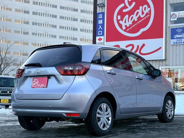 フィット ベーシック 4WD/社外ナビ/バックカメラ/衝突軽減ブレーキ/車線逸脱警報/ワイパーデアイサ/アダプティブクルーズコントロール/ETC/電動パーキングブレーキ(23枚目)