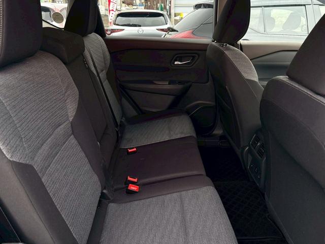 エクストレイル Ｓ　ｅ－４ＯＲＣＥ　４ＷＤ／純正ナビ・フルセグＴＶ／バックカメラ／衝突軽減ブレーキ／車線逸脱警報／電動パーキングブレーキ／ＥＴＣ（31枚目）