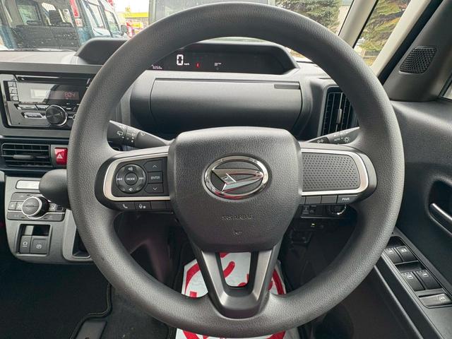 タント Ｘ　４ＷＤ／片側パワースライドドア／シートヒーター／スマートアシスト／プッシュスタート／スマートキー／電動パーキングブレーキ／（7枚目）
