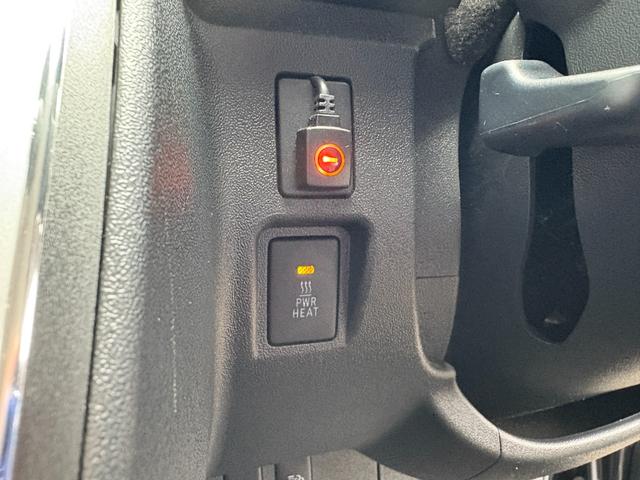 ハイエースバン ロングスーパーGL 4WD 寒冷地仕様・リヤヒーター パノラミックビューモニター ホイール付スタッドレスタイヤ セーフティセンス 純正ナビ・フルセグTV・DVD再生 ETC オートエアコン LEDヘッドライト(16枚目)