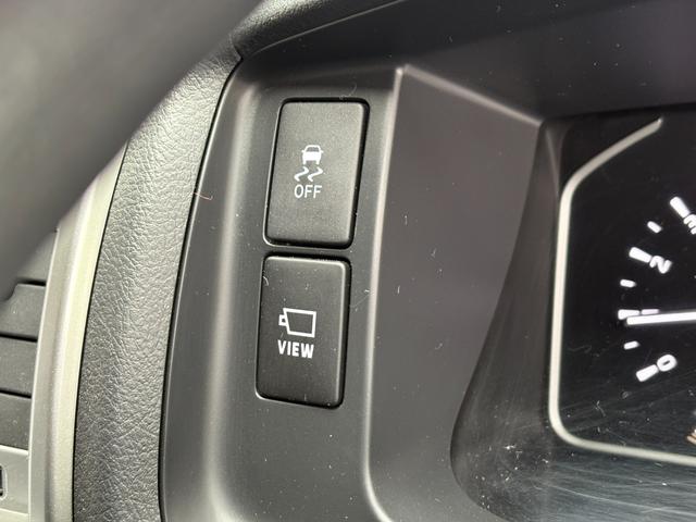 ハイエースバン ロングスーパーGL 4WD 寒冷地仕様・リヤヒーター パノラミックビューモニター ホイール付スタッドレスタイヤ セーフティセンス 純正ナビ・フルセグTV・DVD再生 ETC オートエアコン LEDヘッドライト(23枚目)