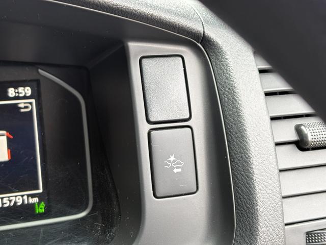 ハイエースバン ロングスーパーGL 4WD 寒冷地仕様・リヤヒーター パノラミックビューモニター ホイール付スタッドレスタイヤ セーフティセンス 純正ナビ・フルセグTV・DVD再生 ETC オートエアコン LEDヘッドライト(24枚目)