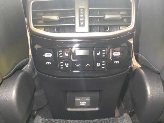 RX RX450h+ バージョンL AWD パノラマルーフ 輻射ヒーター モデリスタエアロ・ホイール カードキー ハンズフリーパワーバックドア パノラミックビューモニター デジタルインナーミラー おくだけ充電 TVキット ワンオーナー(31枚目)