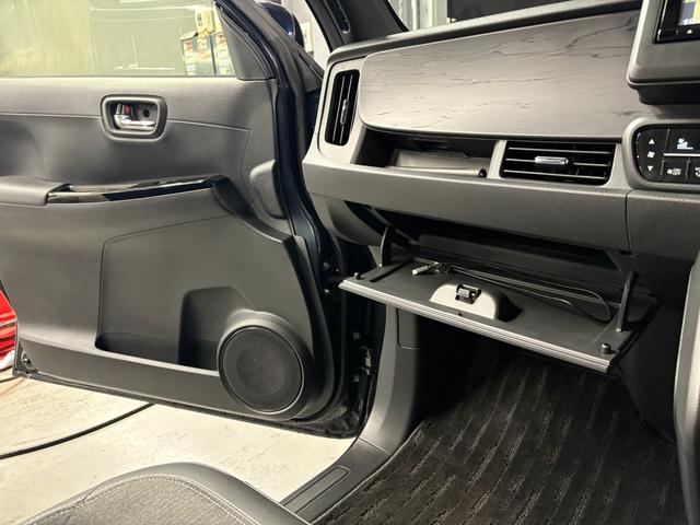 Ｎ－ＯＮＥ プレミアム　ホンダセンシング　純正ギャザーズフルセグＴＶ・ナビ　バックカメラ　ＣＤ／ＤＶＤ　左右シートヒーター　ハーフレザーシート　ＥＴＣ　ＬＥＤヘッドライト　クリアランスソナー　アダプティブクルコン　ステリモ（14枚目）