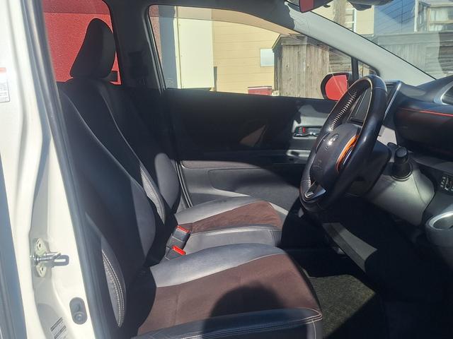 シエンタ Ｇ　クエロ　４ＷＤ　ハーフレザーシート（13枚目）