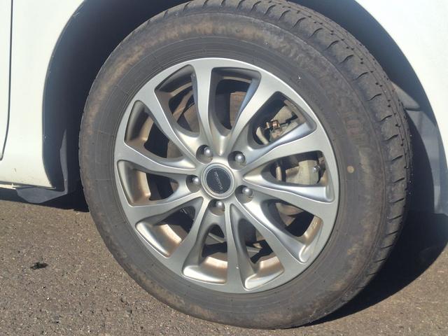 シエンタ Ｇ　クエロ　４ＷＤ　ハーフレザーシート（36枚目）