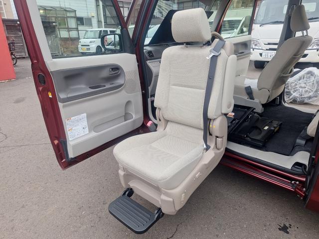 タント X SA フレンドシップ ウェルカムシート (助手席リフトアップ式福祉車両)4WD(15枚目)