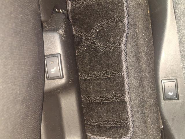 ���E�Ɨ����̃V�[�g�q�[�^�[�𑕔����A�����G�߂����K�B�^�]�ȁE����Ȃ��ꂼ��D�݂̉��x�������ł��A�~��̃h���C�u��S�n�悭�T�|�[�g���܂��B