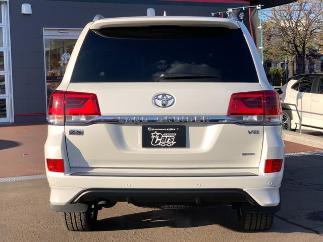 トヨタ ランドクルーザー zx 4wd ムーンルーフ アーバンスポーツパッケージ エアロf r シルバールーフレール リヤバンパーステップガード パワーバックドア マルチテレインモニター ブラウン本革シート 958 0万円 令和3年 21年 北海道 中古車 価格 Com トヨタ ランドクルーザー zx 4wd ムーンルーフ アーバンスポーツパッケージ エアロf r シルバールーフレール リヤバンパーステップガード パワーバックドア マルチテレインモニター ブラウン本革シート 958 0万円 令和3年 21年 北海道 中古車 価格 Com