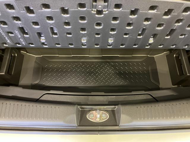 ハスラー ハイブリッドXターボ 4WD 届出済未使用車 DAMDカラビナフェイス テールランプガーニッシュ リアゲートガーニッシュ シートヒーター 全方位モニター付きメモリーナビ・スズキコネクト・CD・DVD再生・Bluetooth(41枚目)