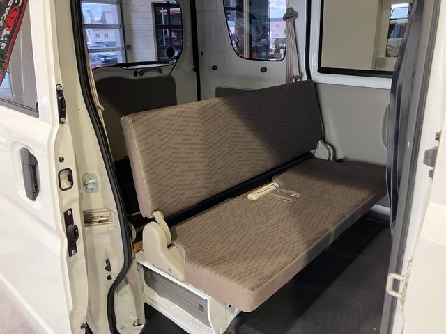 エブリイ ＰＡリミテッド　ハイルーフ５ＡＧＳ車　４ＷＤ（9枚目）