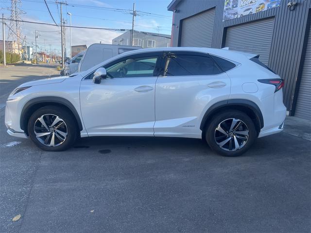 NX NX300h バージョンL カラーヘッドアップディスプレイ ブラインドスポットモニター 純正ナビTV 純正エンジンスターター(5枚目)