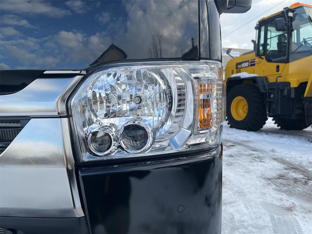 ハイエースバン ロングスーパーGL ダークプライムS 登録済み未使用車 寒冷地仕様 両側電動スライド デジタルインナーミラー フロアマット バイザー バックカメラ(16枚目)