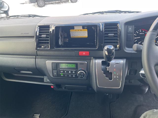 ハイエースバン ロングスーパーGL ダークプライムS 登録済み未使用車 寒冷地仕様 両側電動スライド デジタルインナーミラー フロアマット バイザー バックカメラ(30枚目)