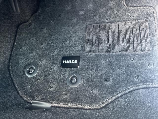 ハイエースバン ロングスーパーGL ダークプライムS 登録済み未使用車 寒冷地仕様 両側電動スライド デジタルインナーミラー フロアマット バイザー バックカメラ(37枚目)
