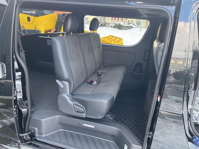ハイエースバン ロングスーパーGL ダークプライムS 登録済み未使用車 寒冷地仕様 両側電動スライド デジタルインナーミラー フロアマット バイザー バックカメラ(38枚目)