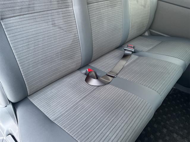 ハイエースバン ロングスーパーGL ダークプライムS 登録済み未使用車 寒冷地仕様 両側電動スライド デジタルインナーミラー フロアマット バイザー バックカメラ(41枚目)